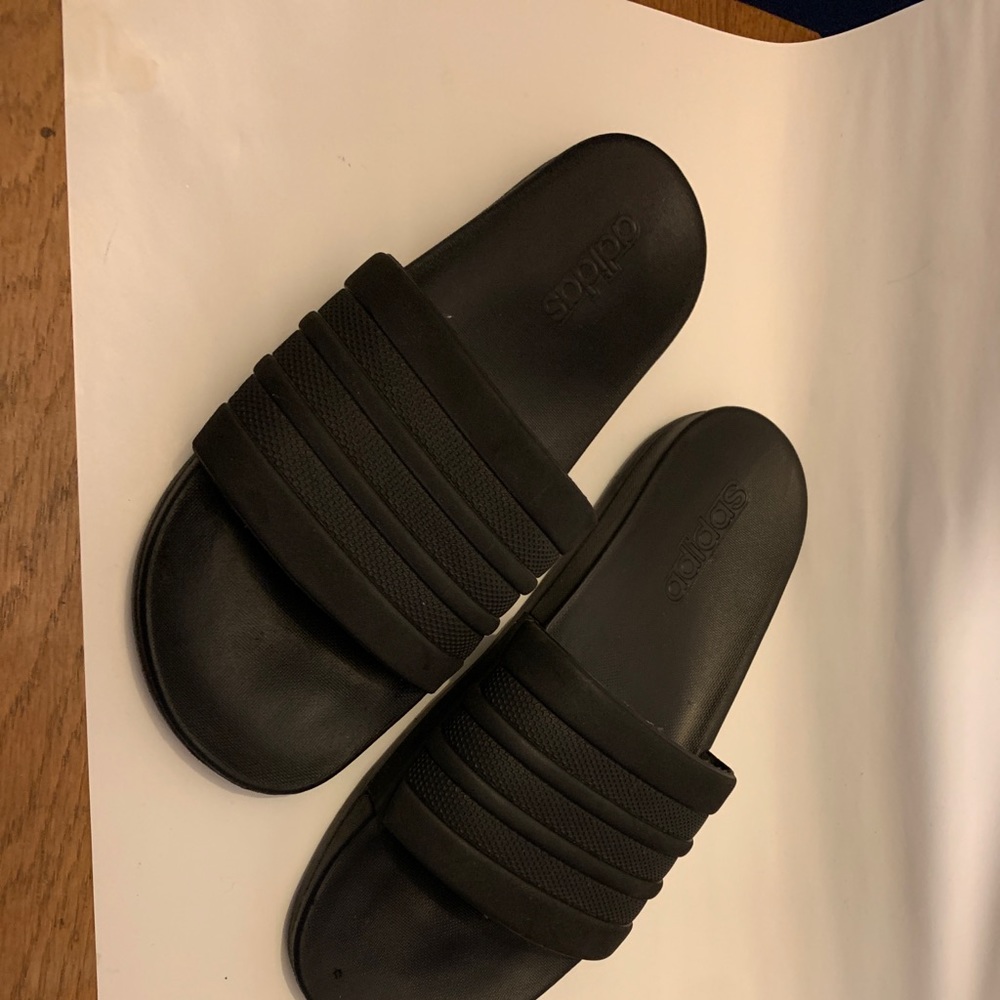 adidas Women's Adilette Slides MC7 Core Size 7